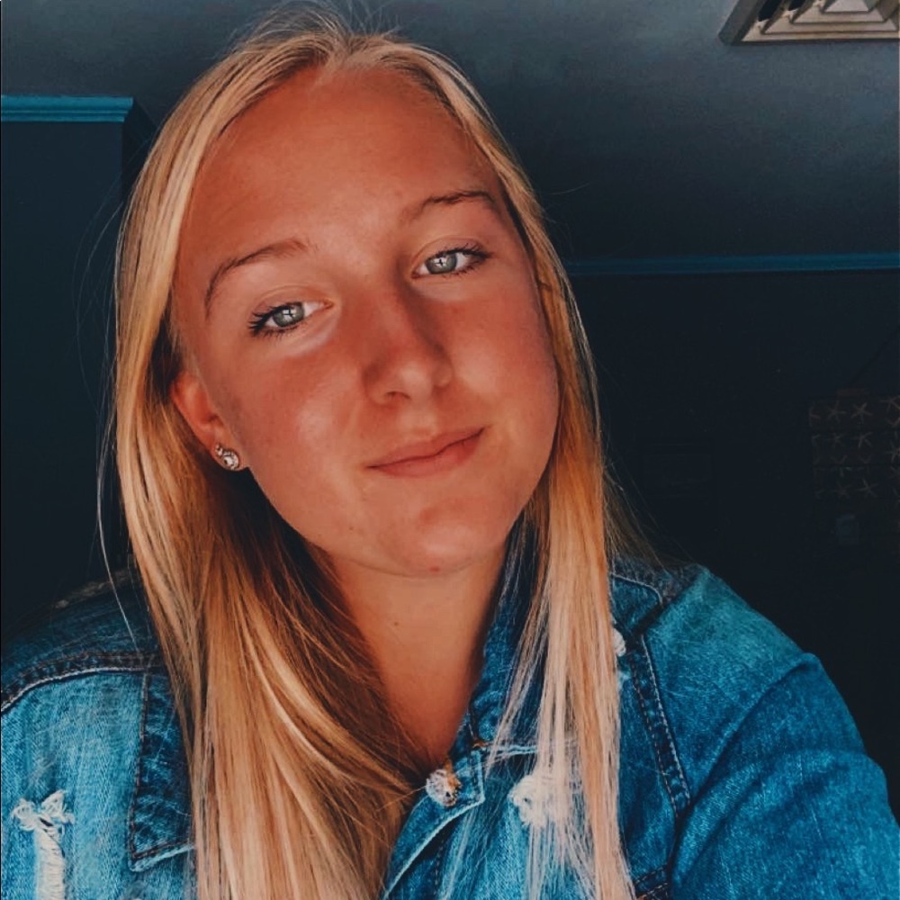 Meet your Posher, Karly